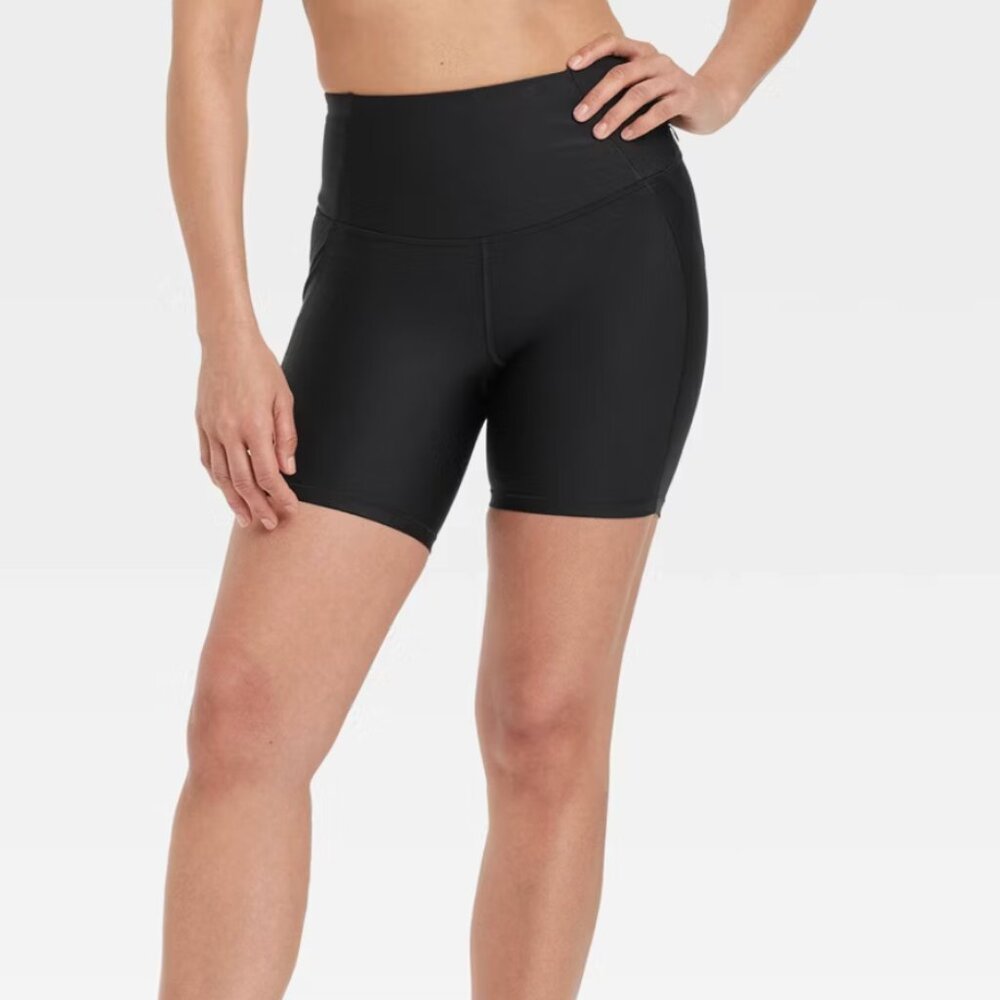 All In Motion- Women's Effortless Support Bike Shorts 6"